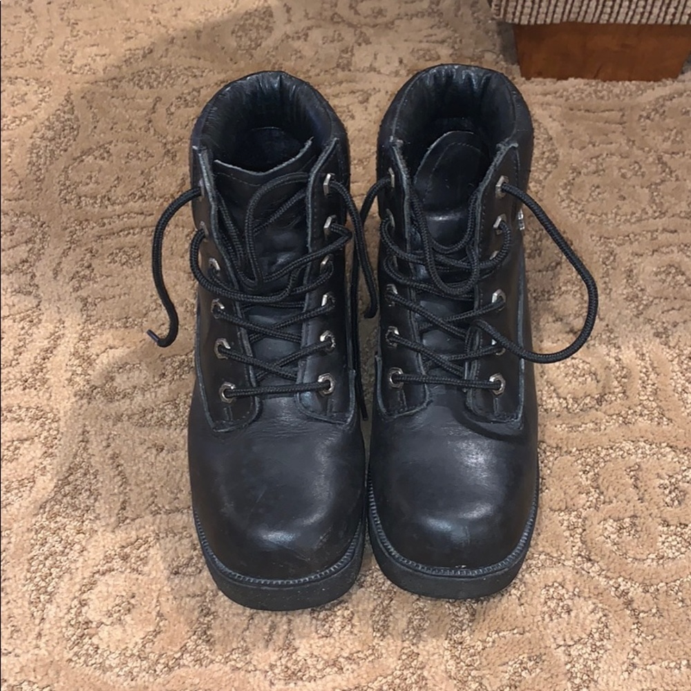 Womenās Harley Davidson boots